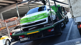 Лидер ЛДПР Слуцкий предложил сообщать владельцам об эвакуации авто через «Госуслуги»