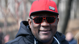 Новый «шоколадный заяц»: внебрачный сын Нарцисса собирается перепеть хит отца