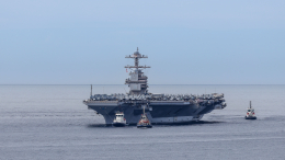 В США пострадали три моряка при пожаре на атомном авианосце