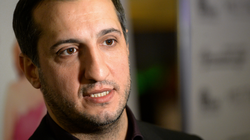 «На кол его посадит!» — как внебрачный сын Арарата Кещяна относится к отцу