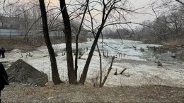 Не успели помочь: восьмилетний мальчик провалился под лед и утонул в Хабаровске