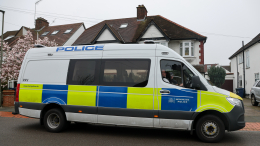 Неизлечимо больной пенсионер напал на 95-летнюю женщину ради денег на азартные игры