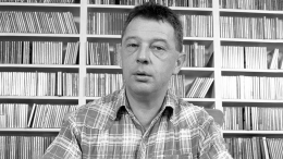 Легендарный голос Би-би-си: в Британии умер радиоведущий Энди Кершоу