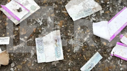 Пачка денег взорвалась в руках у ребенка в Пермском крае