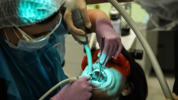 Зубы мудрости: стоматолог рассказала о рисках и профилактике