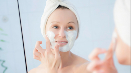 Лицо с обложки в ущерб здоровью: топ-5 трендов, которые убьют вашу кожу