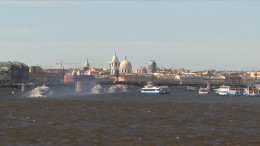 В Петербурге состоялся парад пассажирских судов