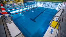 Смертельный заплыв: в Таиланде турист забрался в закрытый бассейн и умер