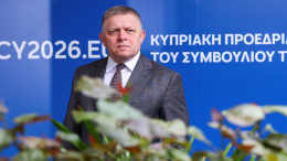 Смелость куда-то сразу пропала: появление Фицо на саммите ЕС смутило Туска