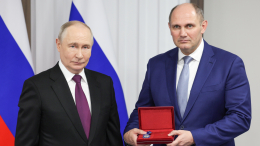 Путин посетил школу имени Анатолий Рахлина — своего первого тренера по дзюдо