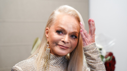 Тайная страсть Долиной: что скрывает огромный гардероб певицы