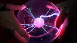 Гадалка «сняла порчу» и золотое кольцо с жительницы Севастополя