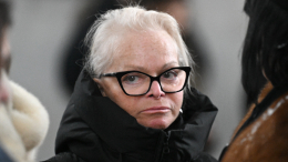 Список диагнозов: стало известно о состоянии Ларисы Долиной