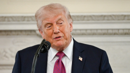 «Фейки»: Трамп прокомментировал ситуацию вокруг Ирана и рост цен на нефть