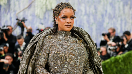 Богини, скелеты и нижнее белье: как прошел Met Gala — 2026