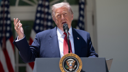 Трамп заявил о готовности отправить американских переговорщиков в Москву