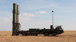 Новейший комплекс С-500 «Прометей» показали на параде в Москве