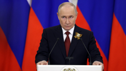 «День Победы — не комедийное шоу»: Путин о священности 9 Мая и попытках политизировать праздник
