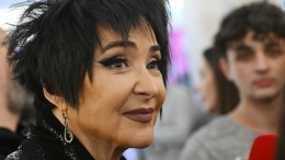 «Плохие сосуды»: Лолита завязала с пластическими операциями