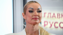 Анастасия Волочкова установила имплант по совету фигуриста Алексея Ягудина