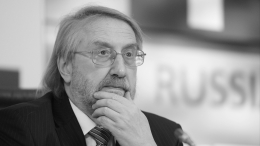 Умер академик Вадим Покровский, стоявший у истоков борьбы со СПИДом в России