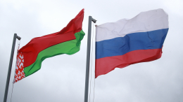 Путин и Лукашенко по видеосвязи проводят тренировку ВС Белоруссии и России
