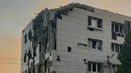 «Разбудили, когда взрывы начались»: пострадавшая об ударе по колледжу в ЛНР