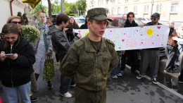 «Школа жизни»: пришедший из армии Калюжный дал совет новобранцам