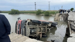 Село в Приморье на сутки было отрезано от мира из-за обрушения моста