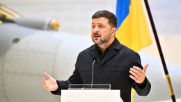 Захарова: Зеленский открыто ставит перед ВСУ террористические задачи