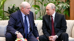 Путин встретился с Лукашенко на полях форума в Астане