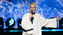 SHAMAN выступил с новой песней «Россия-мама» на Дне Московского спорта