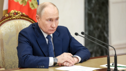 Путин предложил сделать доклад о языковой политике в России ежегодным