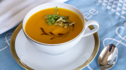 Обед на любой вкус и кошелек: сколько стоит поесть на ПМЭФ-2026