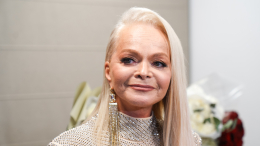 «Не как девчонка, а как взрослая»: Лариса Долина призналась, что влюблена