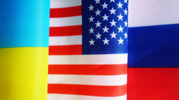 Песков: РФ приветствует помощь США в урегулировании по Украине