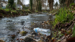 ВСУ начали маскировать взрывные устройства под бутылки из-под воды