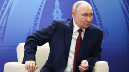 Путин назвал чушью санкции против организаций детского отдыха