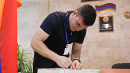 ЦИК Армении аннулировал итоги выборов на двух участках