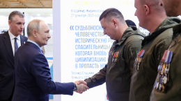 Путин старается регулярно общаться с представителями разных родов войск