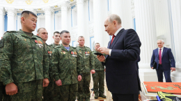 «Я понимаю»: Путин успокоил участника СВО, который разволновался во время доклада