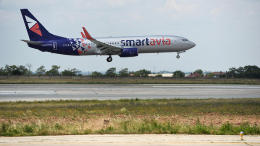 Пассажирский самолет готовится к экстренной посадке в аэропорту Сочи