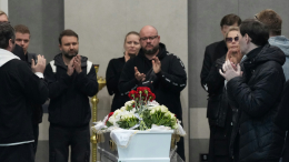 Слезы в зале и аплодисменты: в Москве простились с Татьяной Плетневой