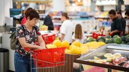 Яйца и не только: какие продукты подешевеют летом