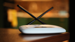 Не прячем за телевизором: как усилить сигнал Wi-Fi