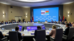 Путин поздравил белорусский народ с Днем независимости