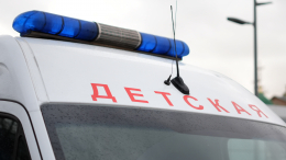 В Великом Новгороде 13-летняя девочка выжила после падения с пятого этажа