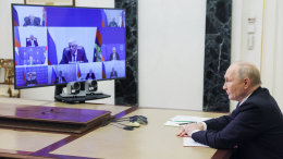 Путин провел оперативное совещание Совбеза