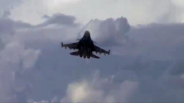 Су-34 уничтожил склад беспилотников ВСУ. Лучшее видео из зоны СВО