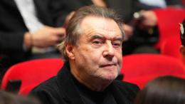 «Покажи, на что способен»: Алексей Учитель о травле Анны Пересильд